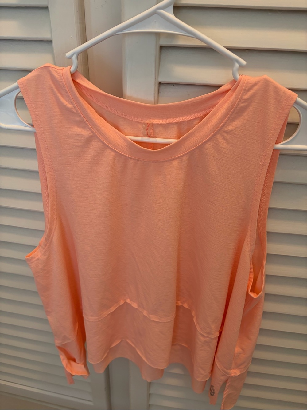 FREE PEOPLE MOVEMENT Tank- Pastel Peach Size S